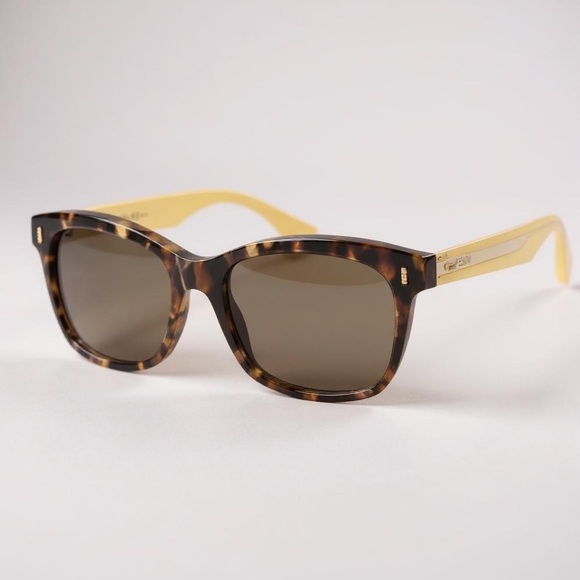 Fendi Brown Tortoise Sunglasses - Picture 1 of 7